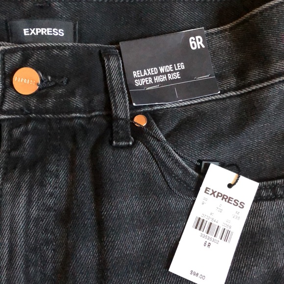 Express Relaxed Wide Leg Super High-rise Denim Jeans - Picture 3 of 11